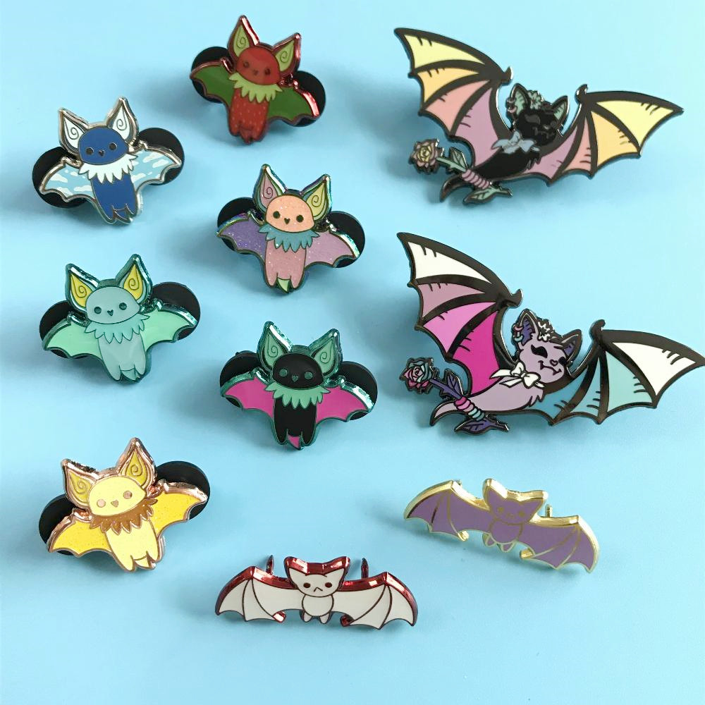 Popular Selling wholesale Art Anime Cute Bat Cartoon Pin Dyed Black Soft Hard Enamel Metal Badge Lapel Pin