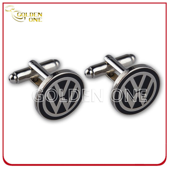 Fancy Design Superior Sliver Color Metal Cufflink
